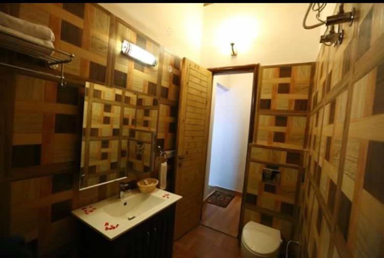 Amar Valley Resort Nainital Exteriör bild